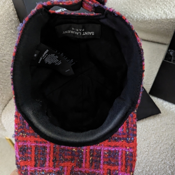 YSL Tweed Cap - Picture 3 of 13